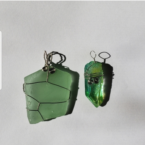 Jewelry - lot of 2 Quartz and Sea Glass pendants, NWOT, gems